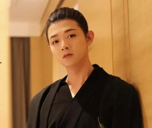 娱乐圈吃瓜三大要素,绯闻、撕逼、选秀,揭秘明星幕后真相